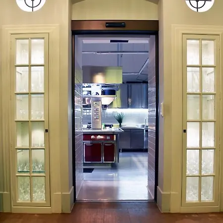 Lanzirotti Luxury Villa