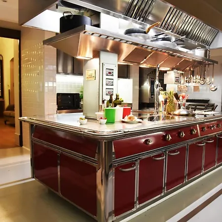Lanzirotti Luxury Villa