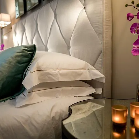 Lanzirotti Luxury *