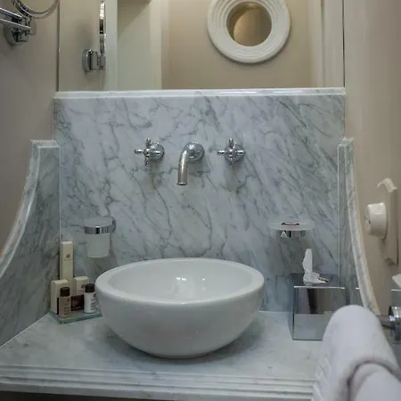 Lanzirotti Luxury Villa